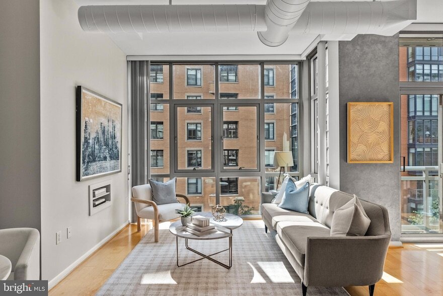 811 4th St NW, Unit 507 in Washington, DC - Building Photo
