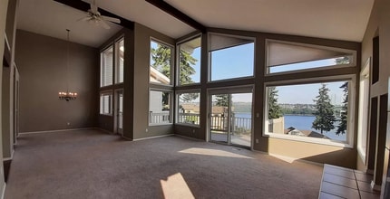 2019 14th Ave NW in Gig Harbor, WA - Building Photo - Building Photo
