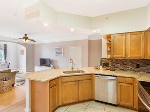 9309 Myrtlewood Cir W in Palm Beach Gardens, FL - Building Photo - Building Photo