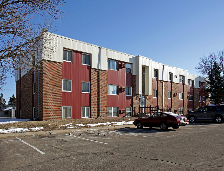 Eighth Street Apartments in Farmington, MN - Foto de edificio