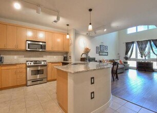 5501 DeMarcus Blvd in Dublin, CA - Building Photo - Building Photo