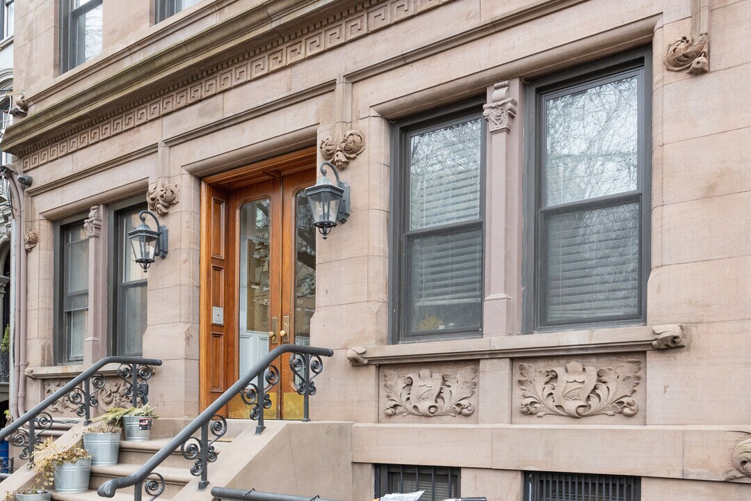 253 8th St in Jersey City, NJ - Foto de edificio