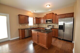 105 Long Pond Dr in Sneads Ferry, NC - Building Photo - Building Photo