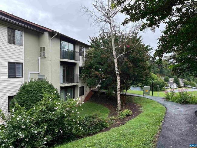 property at 29 Spring Ct