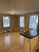 3 E Pattagansett Rd in East Lyme, CT - Building Photo - Building Photo