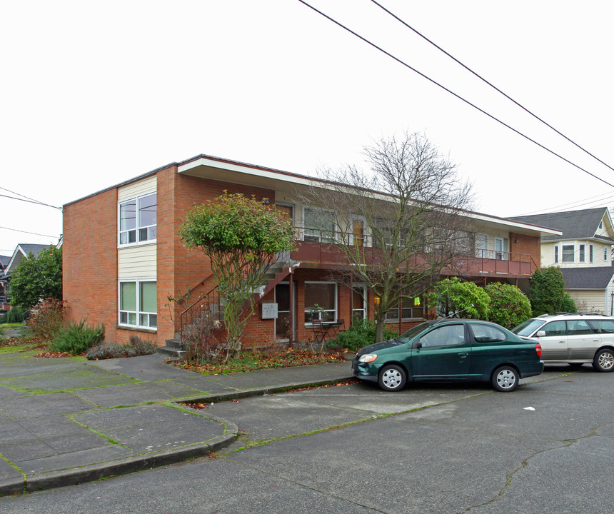 Park Apartments in Seattle, WA - Building Photo