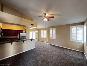 1725 Queen Victoria St, Unit 204 in Las Vegas, NV - Building Photo - Building Photo