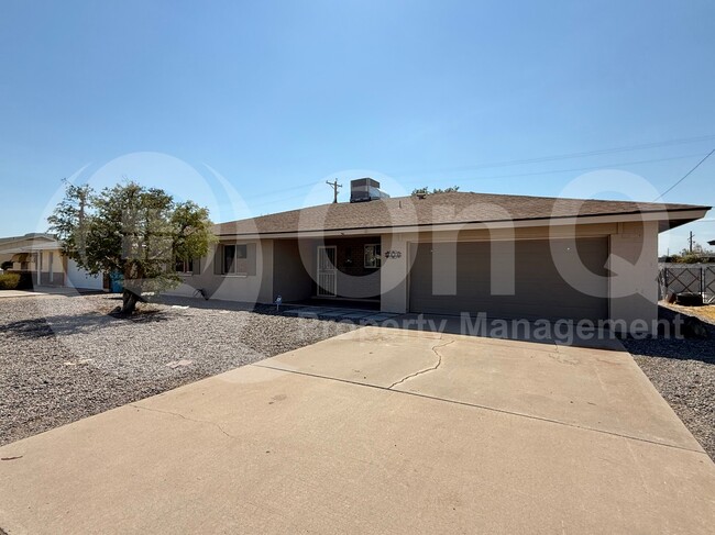 8838 N 42nd Ave in Phoenix, AZ - Building Photo - Building Photo