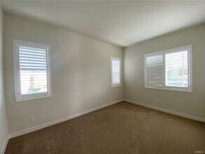 119 Sculpture in Irvine, CA - Building Photo - Building Photo