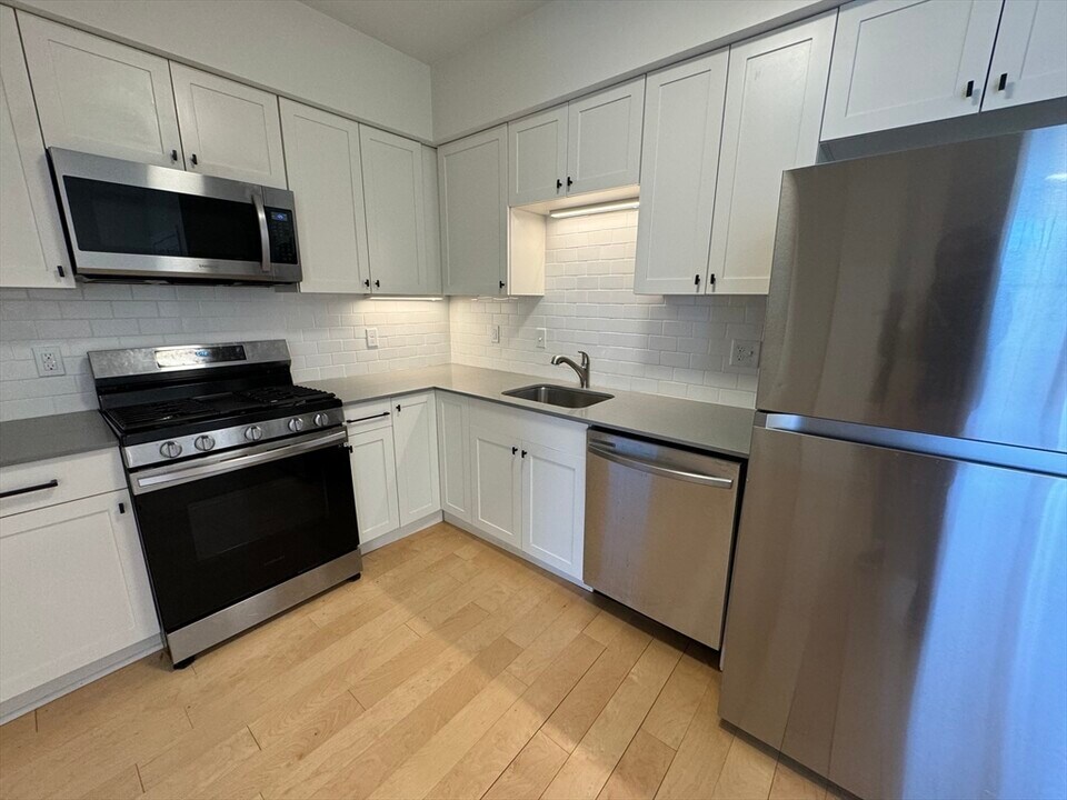 1301 Blue Hill Ave in Boston, MA - Building Photo