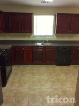 6601 Pamplona Pl in Atlanta, GA - Foto de edificio - Building Photo