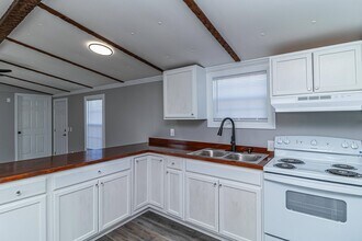 417 Ivey Ln in Pikeville, NC - Building Photo - Building Photo