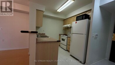 1106-1120 OLIVE Ave in Toronto, ON - Building Photo - Building Photo