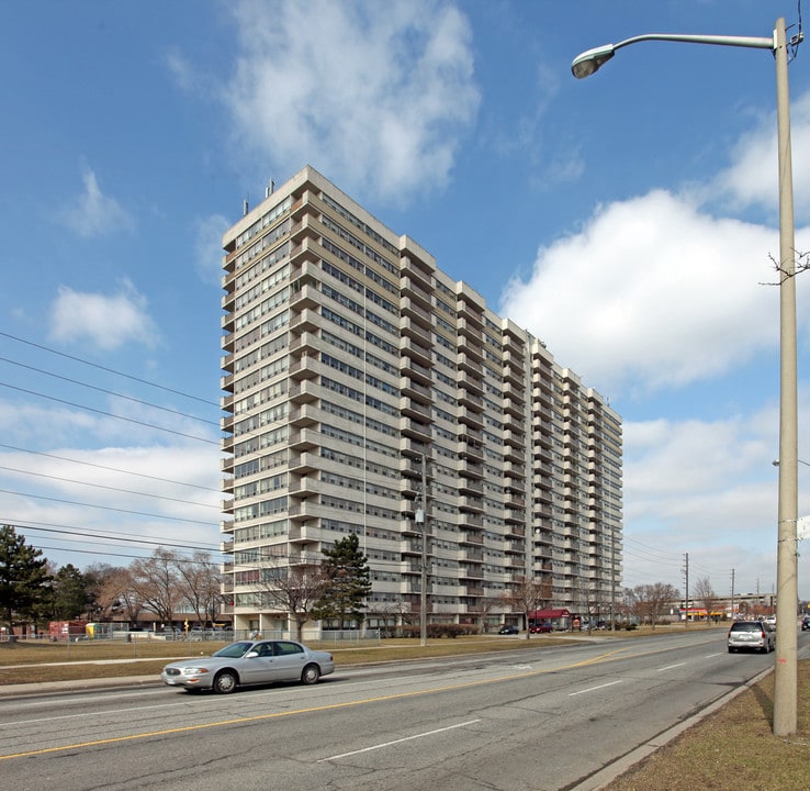 Markham Road Apartments – 1050 in Toronto, ON - Building Photo