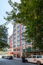 Hudson 192 in New York, NY - Foto de edificio - Building Photo