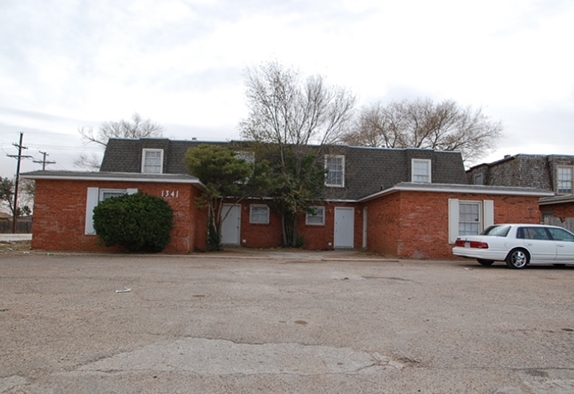 1341 65th Dr in Lubbock, TX - Building Photo