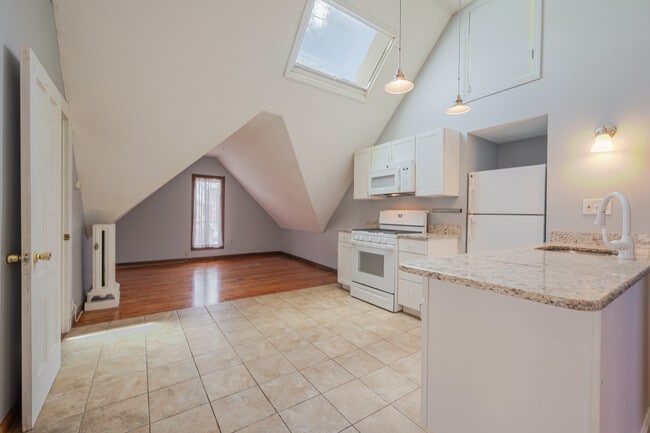 429 Capitol Ave in Hartford, CT - Foto de edificio - Building Photo