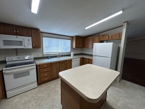 113 S Booth St in Mart, TX - Building Photo - Building Photo