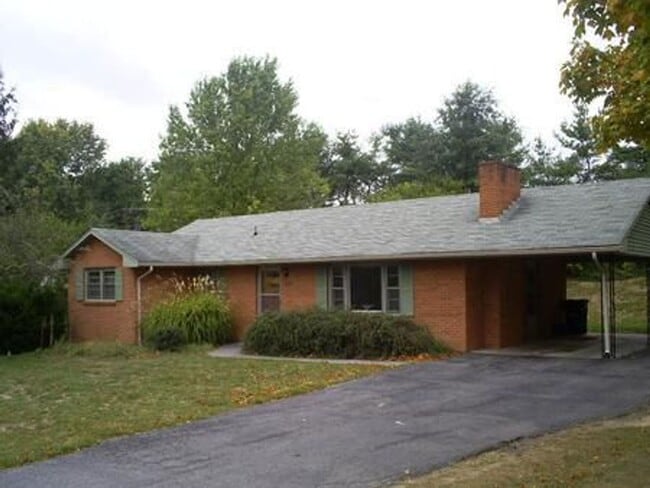 property at 600 Broce Dr