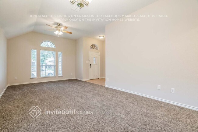 3849 Cedar Falls Dr in Fort Worth, TX - Building Photo - Building Photo