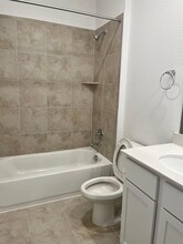 111 Adeline Rd in Hutto, TX - Building Photo - Building Photo
