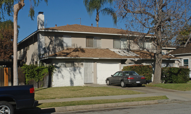 253 W Dexter St in Covina, CA - Building Photo - Building Photo