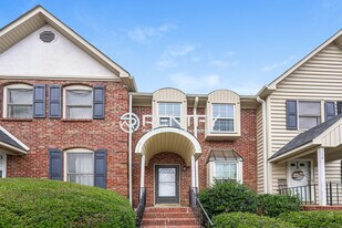 312 Mar-Don Hills Ct in Winston-Salem, NC - Building Photo
