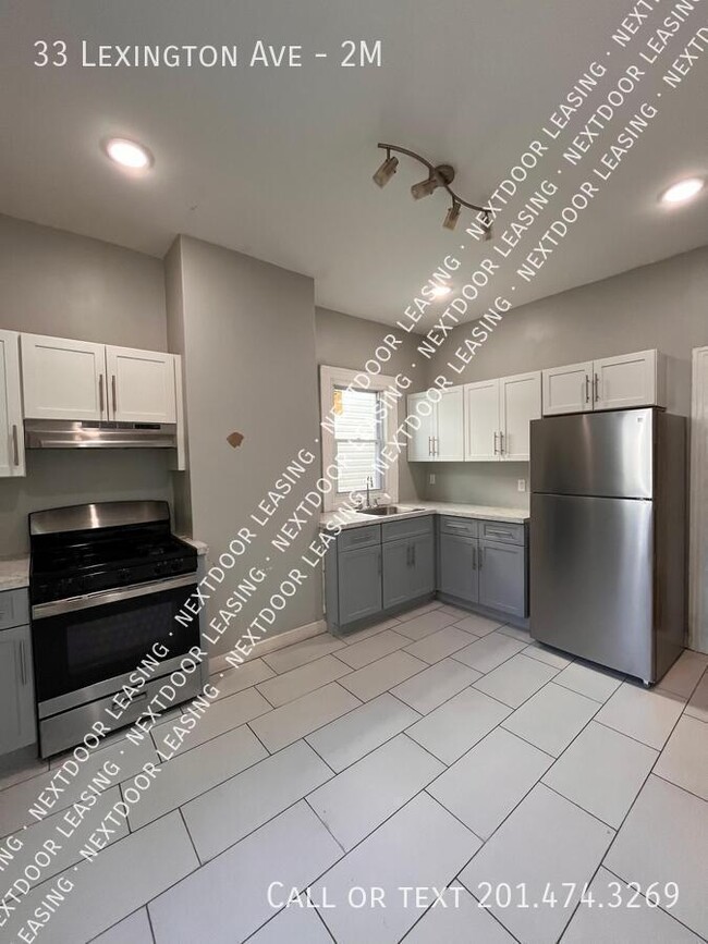 property at 33 Lexington Ave