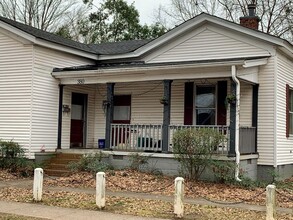 380 Bloomfield St in Athens, GA - Building Photo - Building Photo