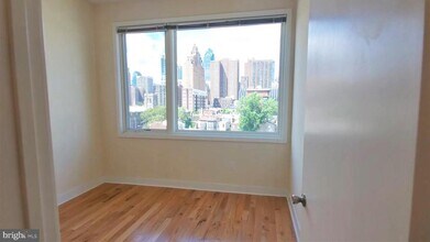 1430 South St in Philadelphia, PA - Building Photo - Building Photo