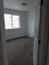 6905 Sully Ln in West Richland, WA - Building Photo - Building Photo