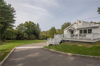 145 North Ave in Westport, CT - Building Photo - Building Photo