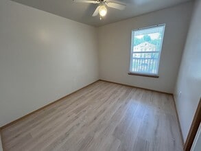 1635 Neptune St in Fayetteville, AR - Building Photo - Building Photo