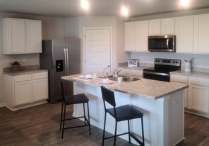 5112 Sienna Dr in Panama City, FL - Building Photo