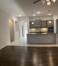 1566 Country Crest Dr in Waxahachie, TX - Building Photo - Building Photo