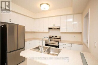 84 Fieldridge Cres in Brampton, ON - Building Photo - Building Photo
