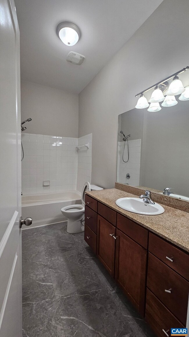 750 Walker Square in Charlottesville, VA - Building Photo - Building Photo