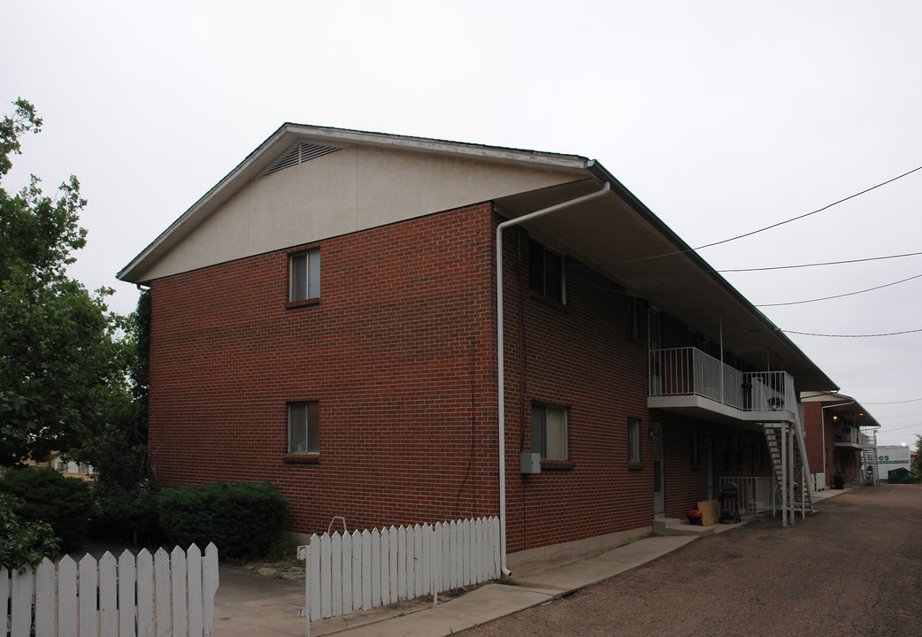 Santa Rosa Apartments in Colorado Springs, CO - Foto de edificio