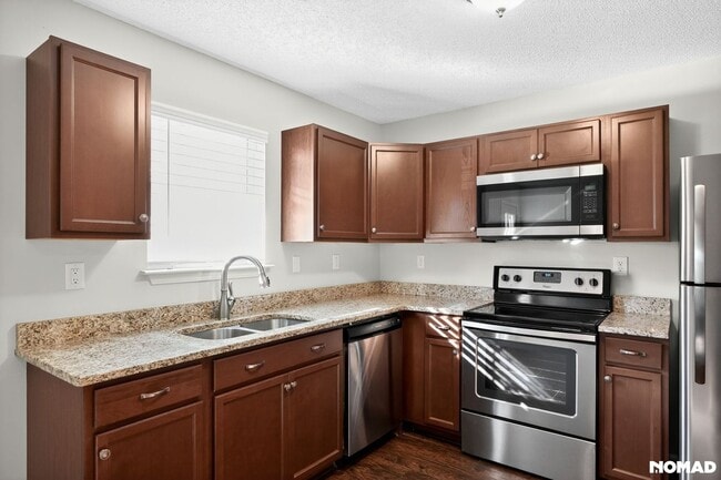 38 Princeton Glen Ct in Adairsville, GA - Building Photo - Building Photo