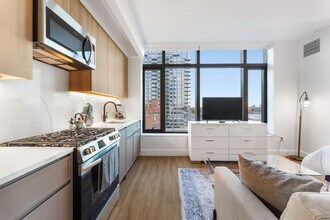 219 Bay 31st St in Brooklyn, NY - Building Photo - Building Photo
