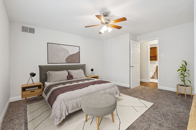 Georgia West in Silver Spring, MD - Building Photo - Building Photo