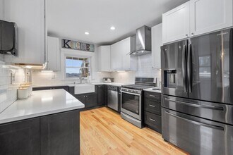 130 Wellington Hill St, Unit 2 in Boston, MA - Building Photo - Building Photo