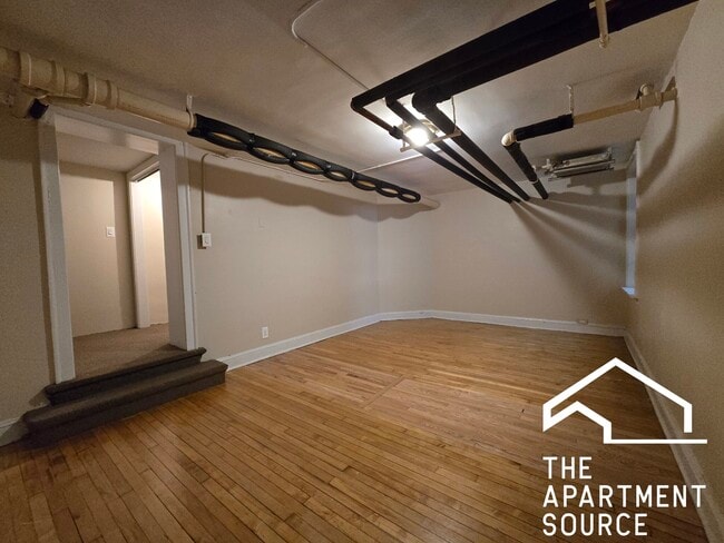 1454 Oak Ave, Unit G in Evanston, IL - Building Photo - Building Photo