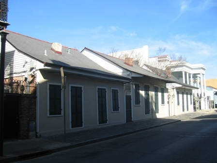 513 Dauphine St in New Orleans, LA - Building Photo