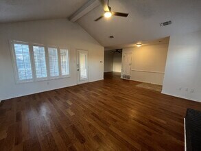 5221 84th St in Lubbock, TX - Building Photo - Building Photo
