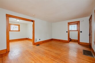 81 Van Bergh Ave in Rochester, NY - Building Photo - Building Photo