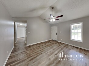 1031 Laurel Leaf Rd in Zebulon, NC - Building Photo - Building Photo