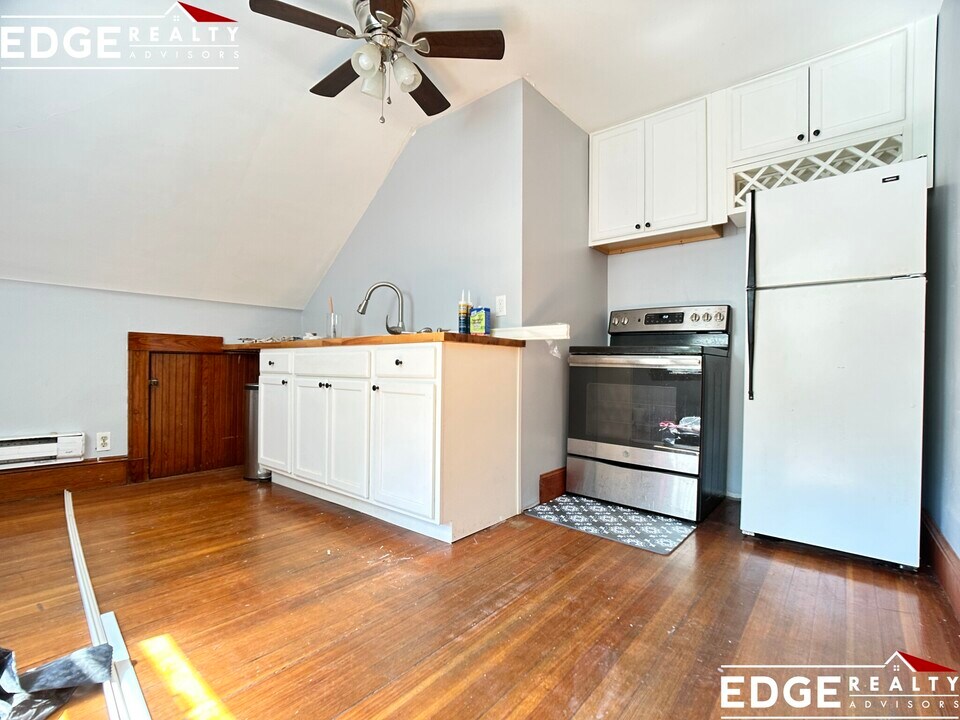 64 Nonantum St, Unit 3 in Boston, MA - Building Photo
