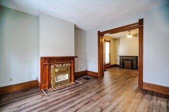 1250 Indianola Ave in Columbus, OH - Building Photo - Building Photo