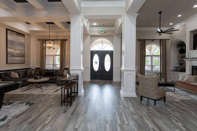 The Grand on Julian in Salisbury, NC - Building Photo - Interior Photo